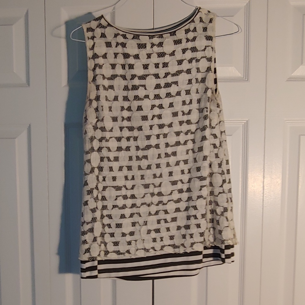 Anthropologie tank top black & white lace detail M